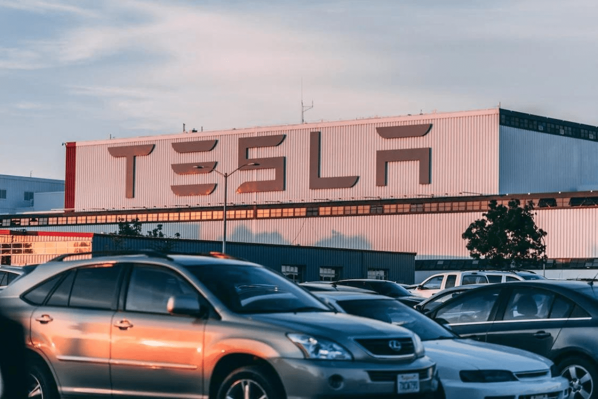 L’assurance pour voiture électrique est-elle plus chère que l’assurance pour véhicule à essence au Canada?