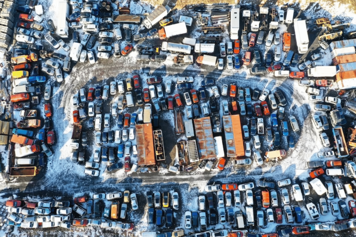 a parking lot full of cars